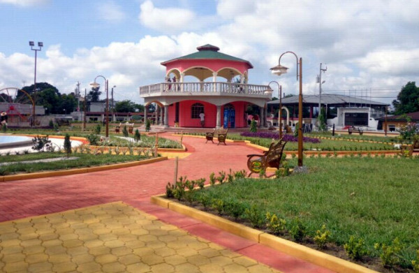 Hoy inicia feria patronal de Santa Rita