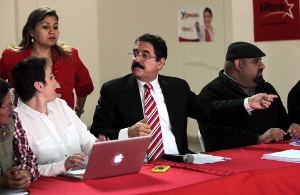 Manuel Zelaya reconoce que se ha reunido con el presidente Hernández