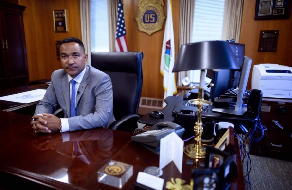 Ray Donovan, el hombre que cazó al Chapo Guzmán va por otro jefe narco