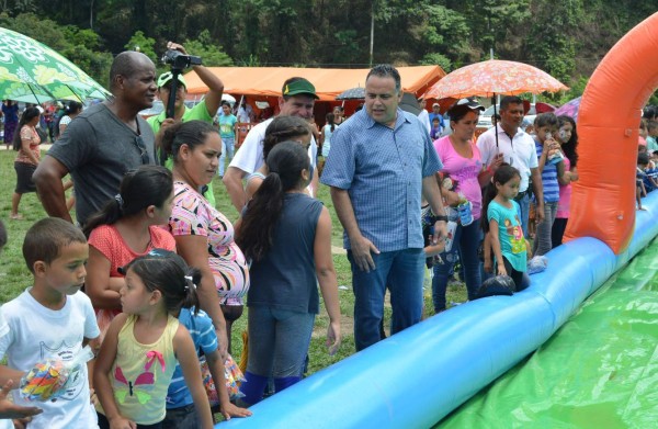 Apoyo social de Calidonio priorizó a adultos mayores y discapacitados