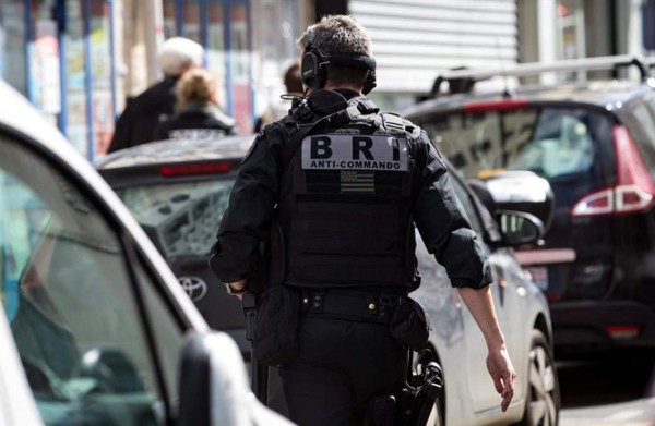 Dos muertos y un herido grave en un tiroteo en Francia  