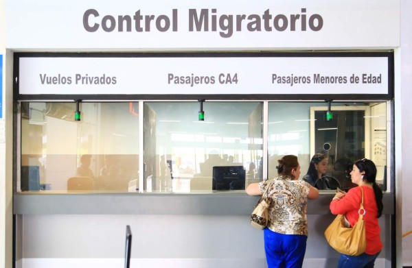El lunes comienza nuevo control migratorio en aeropuerto de San Pedro Sula
