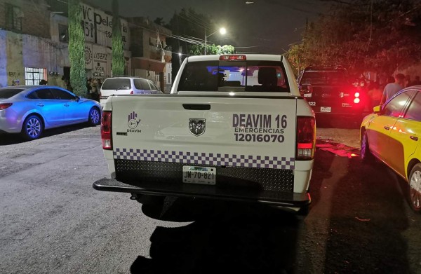 Joven fue a visitar a su madre y la halla muerta en el piso