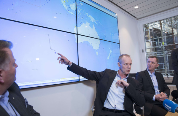 Detectan en el mar 'indicios creíbles' de restos de avión malasio