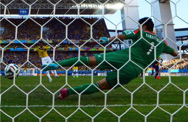 Colombia golea a Japón y llegará a octavos con un paso impecable