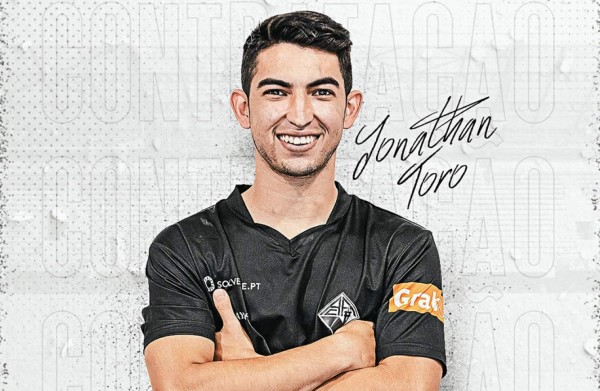 Jonathan Rubio, presentado como nuevo fichaje del Académica de Coimbra en Portugal