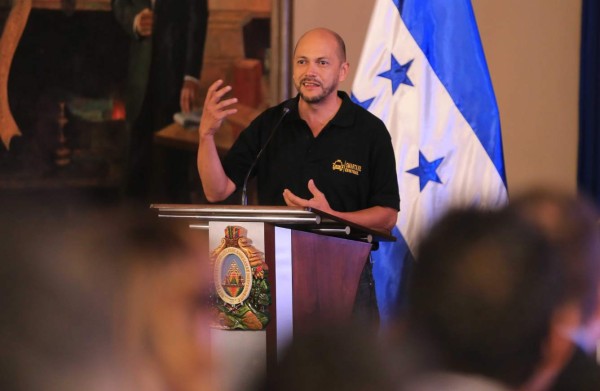 Presidente da L4.5 millones para proyectos de tecnología