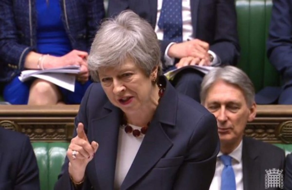 Theresa May dimitirá de su cargo antes de la siguiente fase de negociación del Brexit