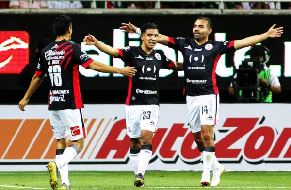 Video: el hondureño Michaell Chirinos le anota gol a las Chivas