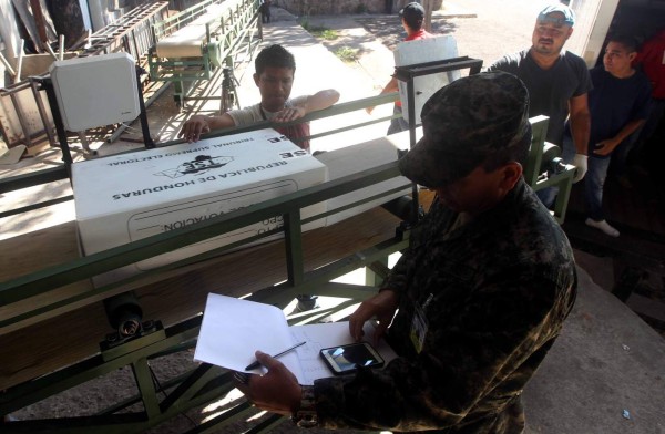 A 5 departamentos salen hoy maletas electorales