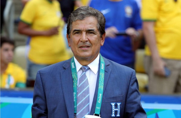 La Fenafuth quiere tener a largo plazo a Jorge Luis Pinto