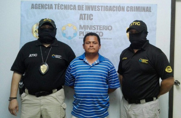 A prisión padre acusado de violar a sus tres hijos