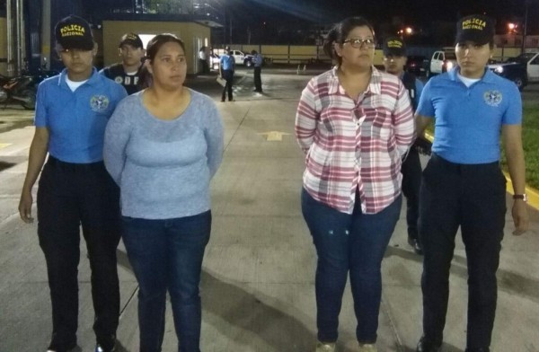 Capturan a dos mujeres por robo de 4 millones de lempiras