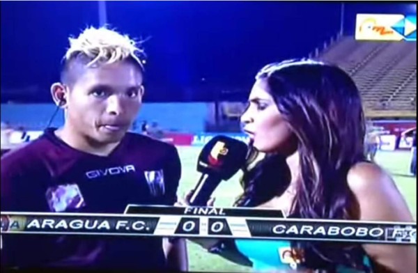 Video: Aficionado propina patada 'a lo Marlon Peña' a futbolista en Venezuela