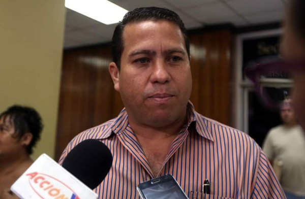 Rosenthal no puede ser extraditado a EUA por juicio en Honduras: Abogado