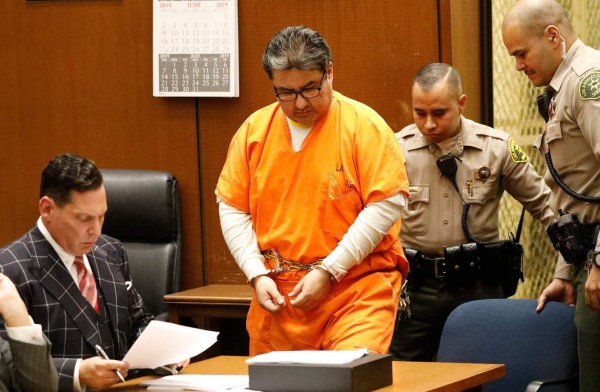 Líder de iglesia Luz del Mundo seguirá en la cárcel por violación de menores