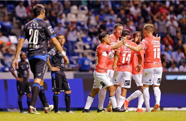 VIDEO: Michaell Chirinos marca un golazo y rescata empate para Lobos BUAP