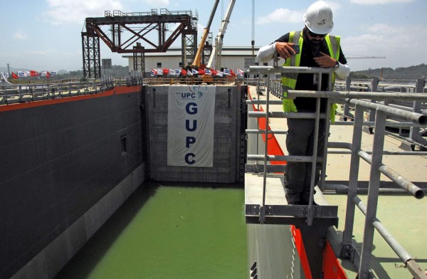 Nuevo canal de Panamá listo para recibir buques