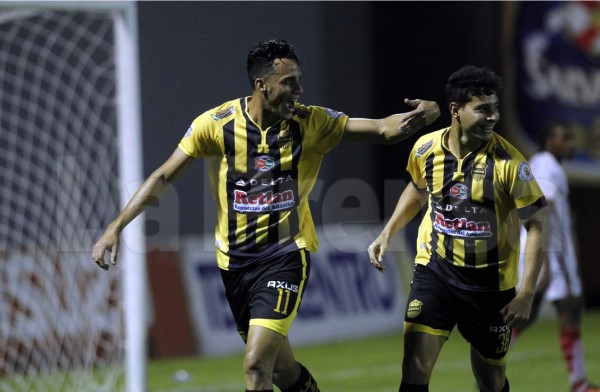 Real España golea a la Real Sociedad y se mete a las semifinales