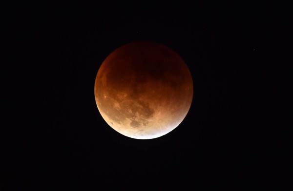 Superluna deslumbró a Honduras y el mundo