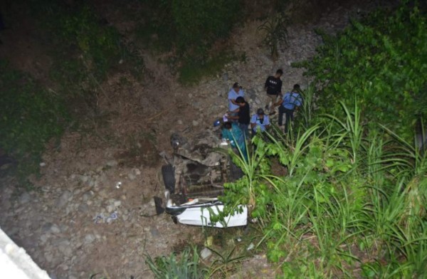 Dos jornaleros mueren al darse vuelta el carro en que viajaban
