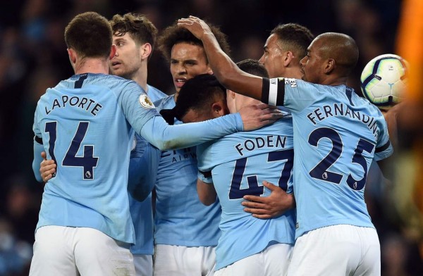 El Manchester City no afloja y sumó un nuevo triunfo contra el Cardiff. Foto AFP