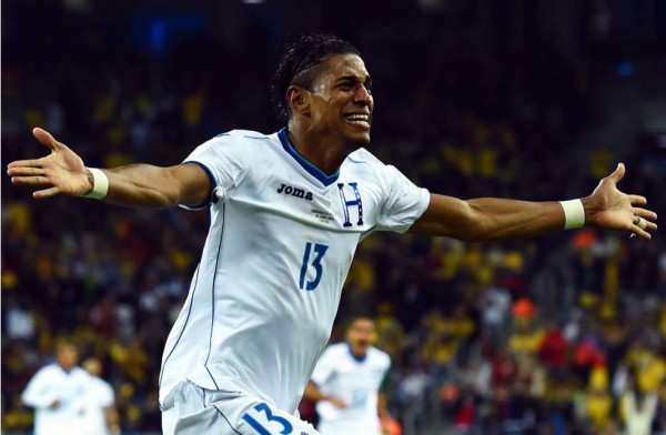 Carlo Costly, ofrecido al Peñarol de Uruguay