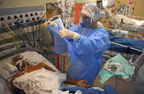 América Latina supera las 100,000 muertes por coronavirus