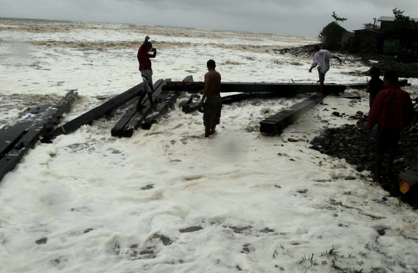 Destrozos y un muerto, el saldo del temporal