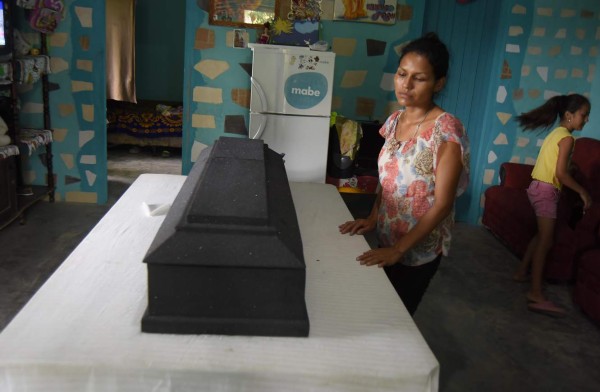 Dejan libre a mujer acusada de envenenar con baleadas a su hijo