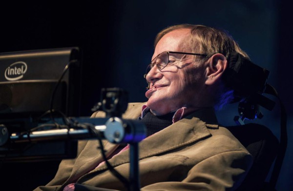 Stephen Hawking en el nuevo álbum de Pink Floyd