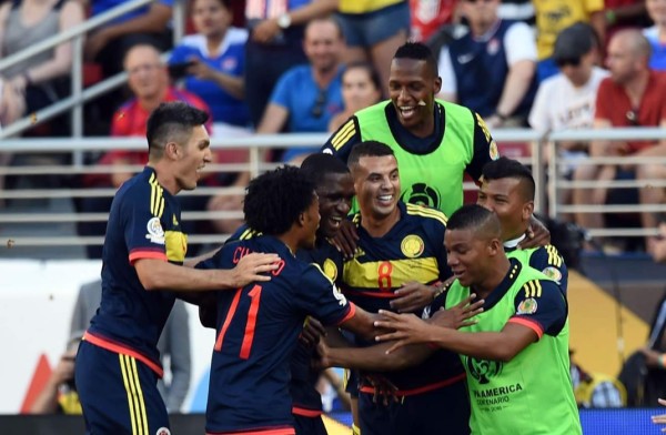 Colombia amarga debut del anfitrión Estados Unidos
