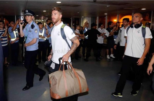 Gran bienvenida para el Real Madrid en China