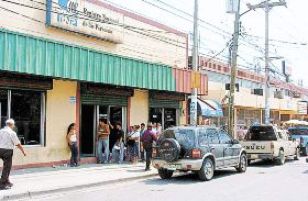 Reubicarán oficinas del RNP por insalubres