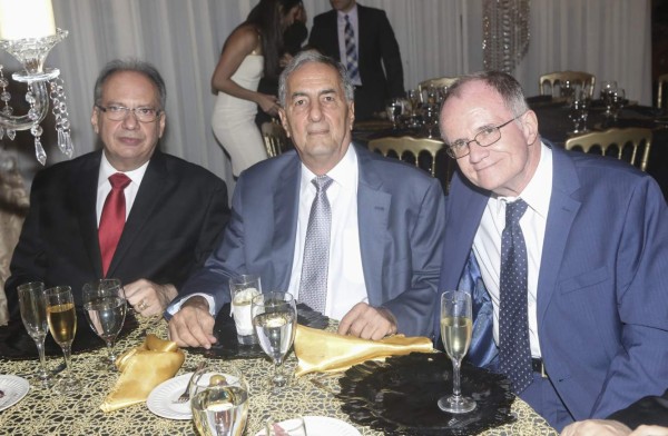 Los 70 años de David Kamal Dieck Gabrie