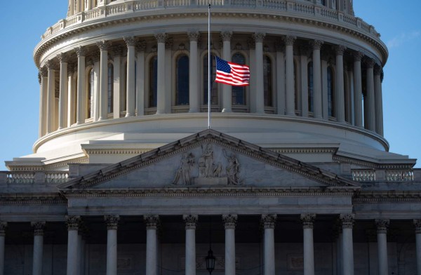 ¿Qué afectaría el 'cierre' del gobierno de EEUU?   