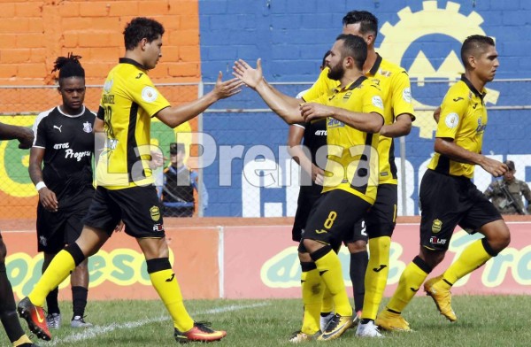 Arrolladora remontada del Real España contra Honduras Progreso