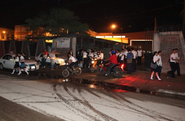 Los estudiantes de la jornada nocturna constantemente eran víctimas de asaltos.