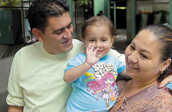 Génesis continúa en tratamiento médico