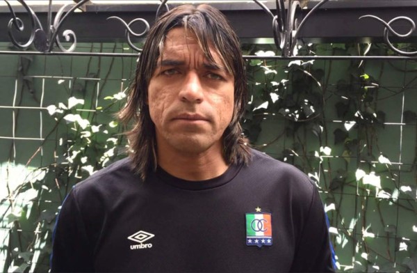 Colombiano Juan Carlos Henao hospitalizado tras sufrir parálisis facial