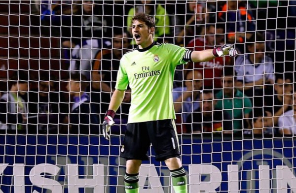 Casillas volvió a jugar en la Liga 15 meses después