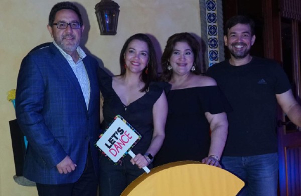 Clase 1988 de la EIS celebra 30 años de amistad