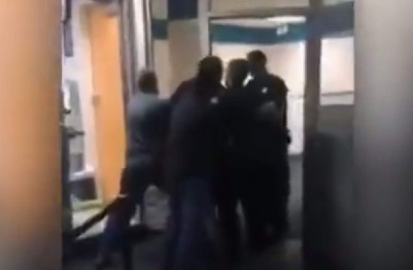 Video: Hondureño pide dejarlo en la cárcel por temor a las pandillas