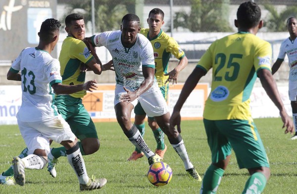 Platense y Juticalpa aburrieron y agravan su crisis