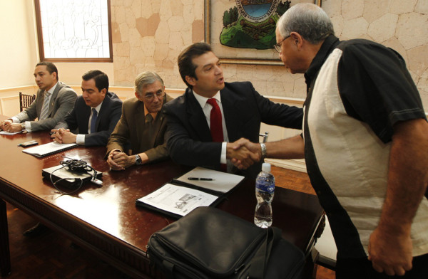 Socializan nueva ley de control de armas