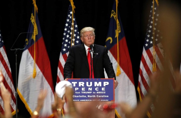 Trump pide perdón por primera vez en su 'ofensiva' campaña