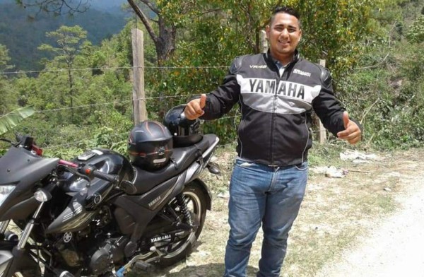 Joven motociclista muere tras estrellarse contra microbús en El Progreso, Yoro