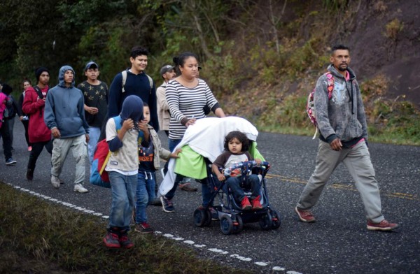 EEUU a los hondureños de la caravana migrante: 'serán detenidos y deportados'