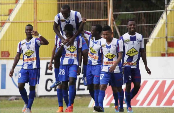 El Victoria inicia con pie derecho el torneo