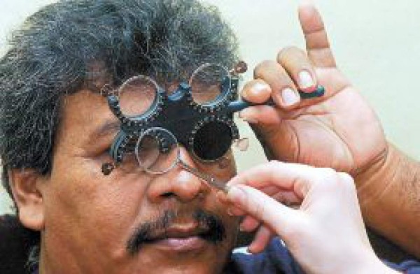 Una mano de alivio a la vista